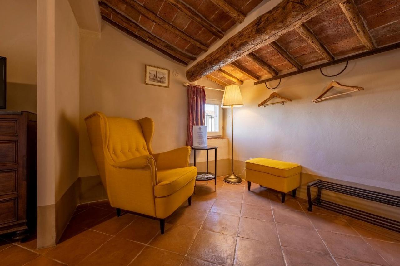 Palazzo Mosela Porta Montepulciano Stazione