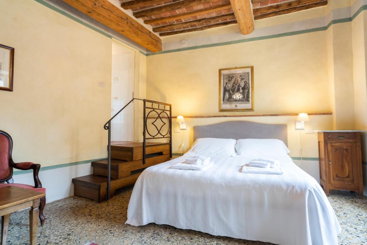 Maison d'hôtes Palazzo Mosela Porta Montepulciano Stazione